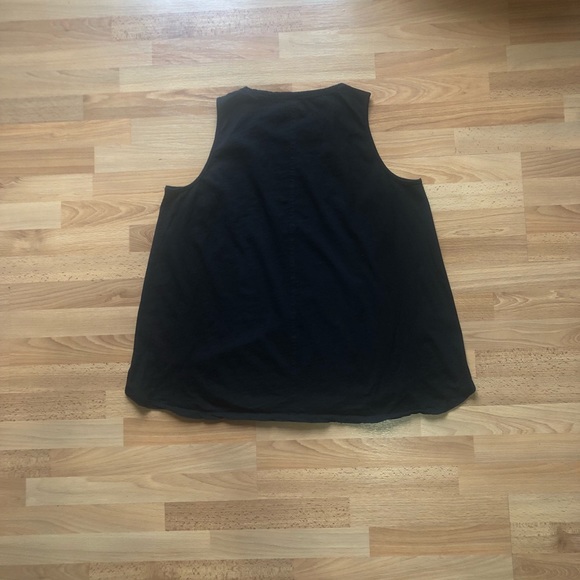 Ann Taylor Loft basic tank - Picture 2 of 3